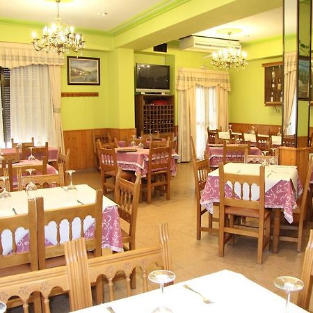 Hostal Cazalegas Екстер'єр фото