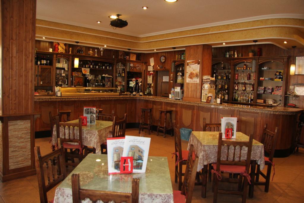 Hostal Cazalegas Екстер'єр фото